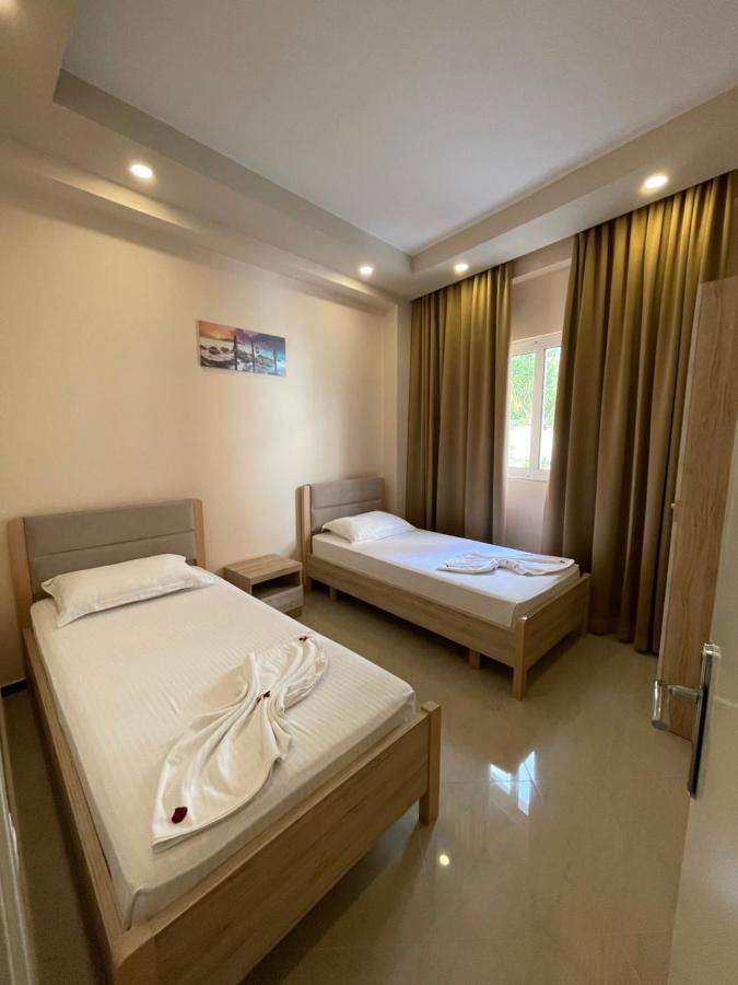 Seaside Apartmens Sarande Ngoại thất bức ảnh