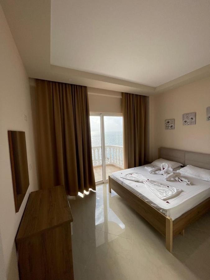 Seaside Apartmens Sarande Ngoại thất bức ảnh