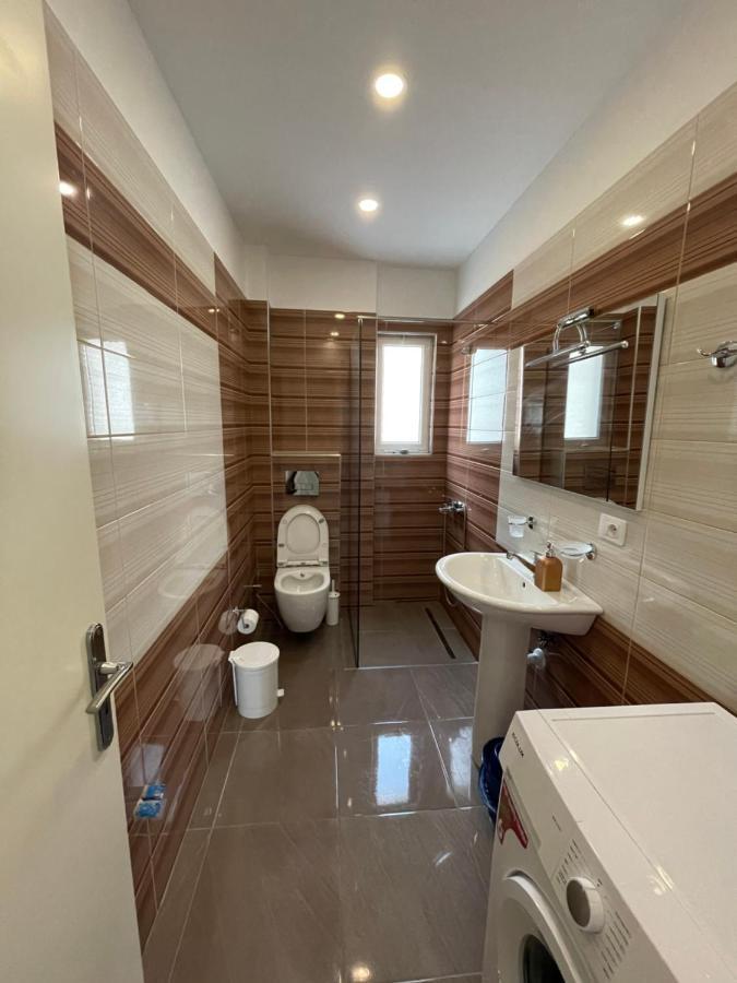 Seaside Apartmens Sarande Ngoại thất bức ảnh