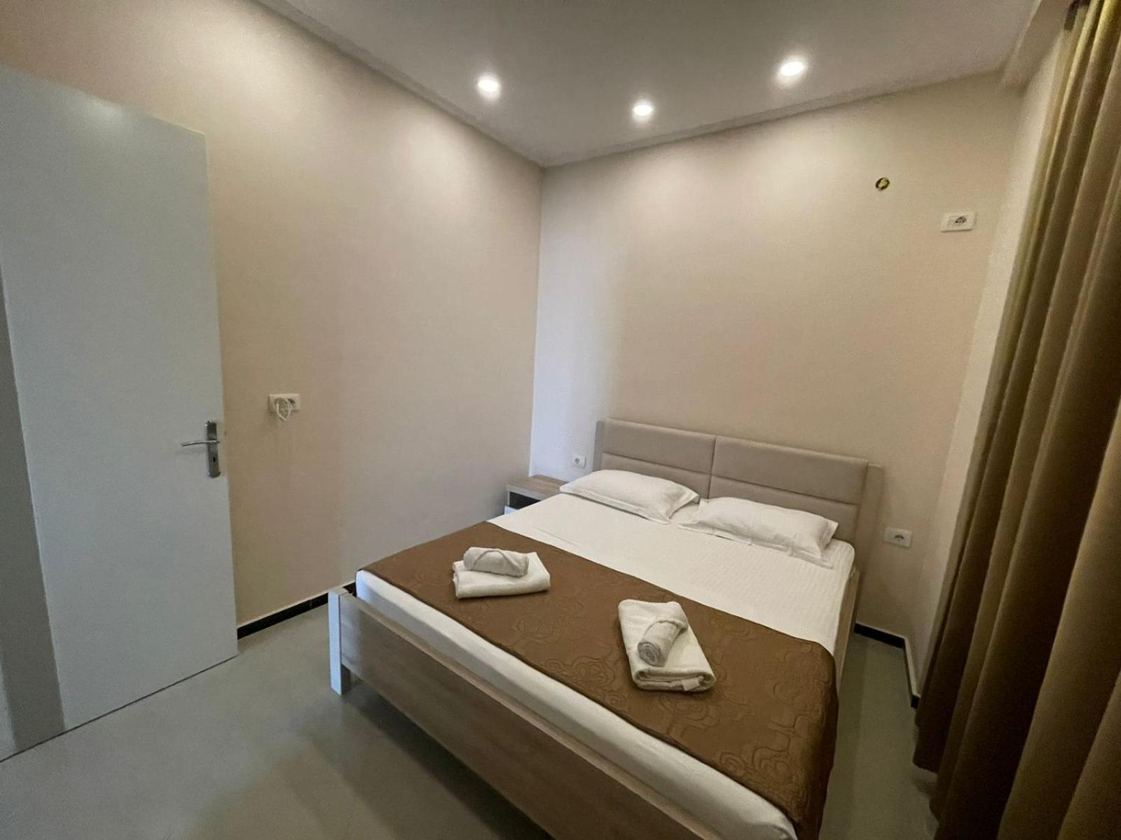 Seaside Apartmens Sarande Ngoại thất bức ảnh
