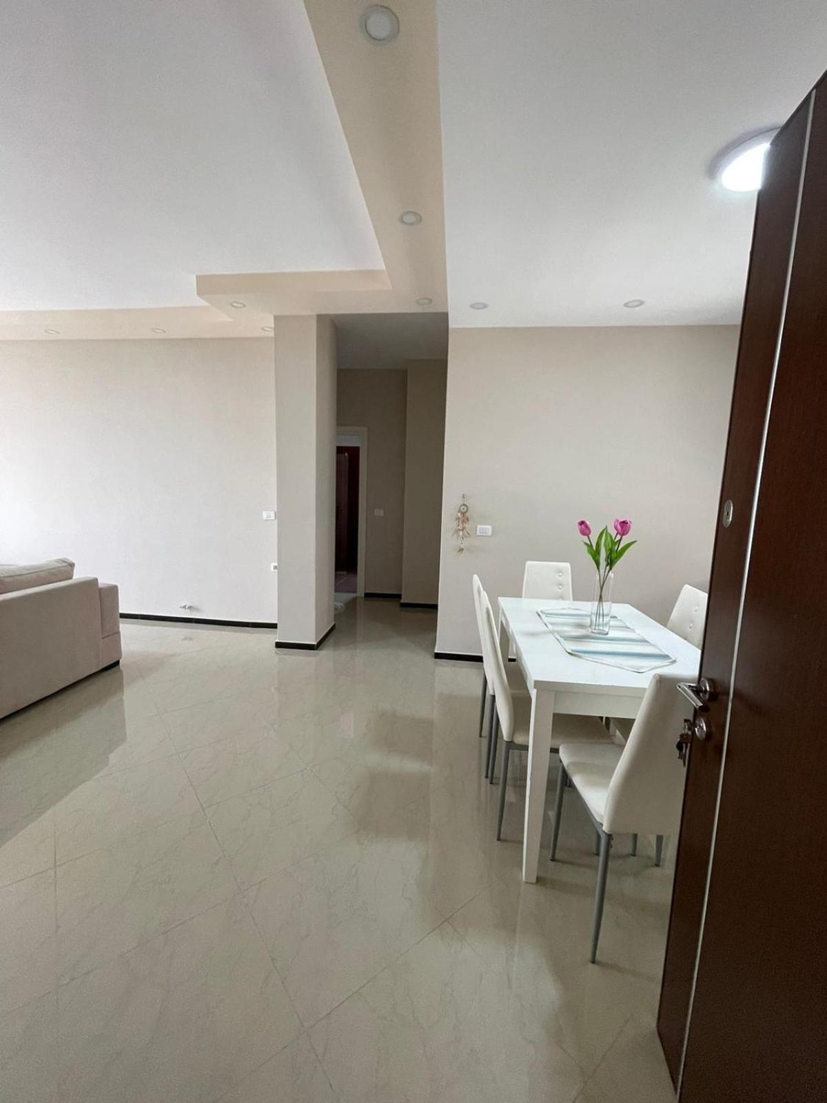 Seaside Apartmens Sarande Ngoại thất bức ảnh